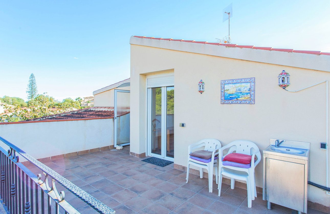Resale - Villa -
Orihuela - Los Balcones