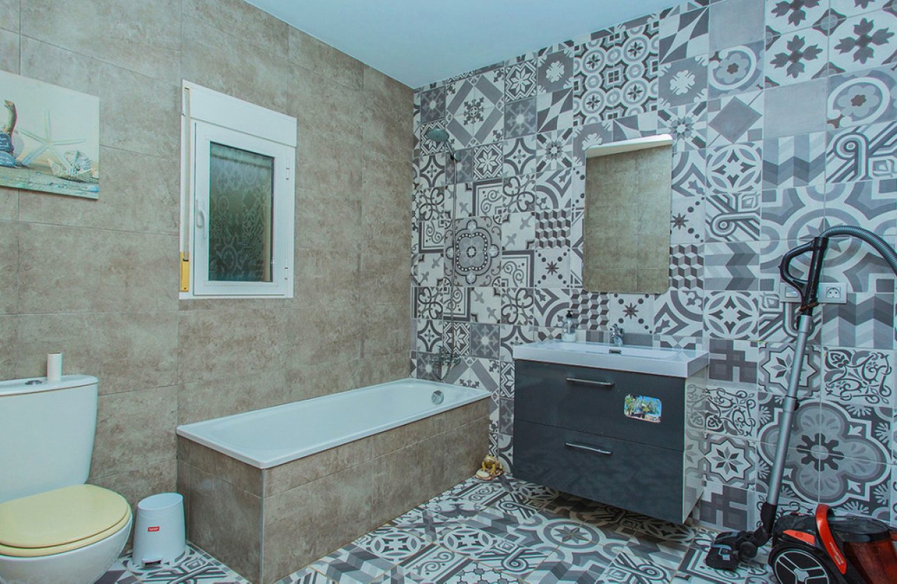 Resale - Villa -
Orihuela - Los Balcones