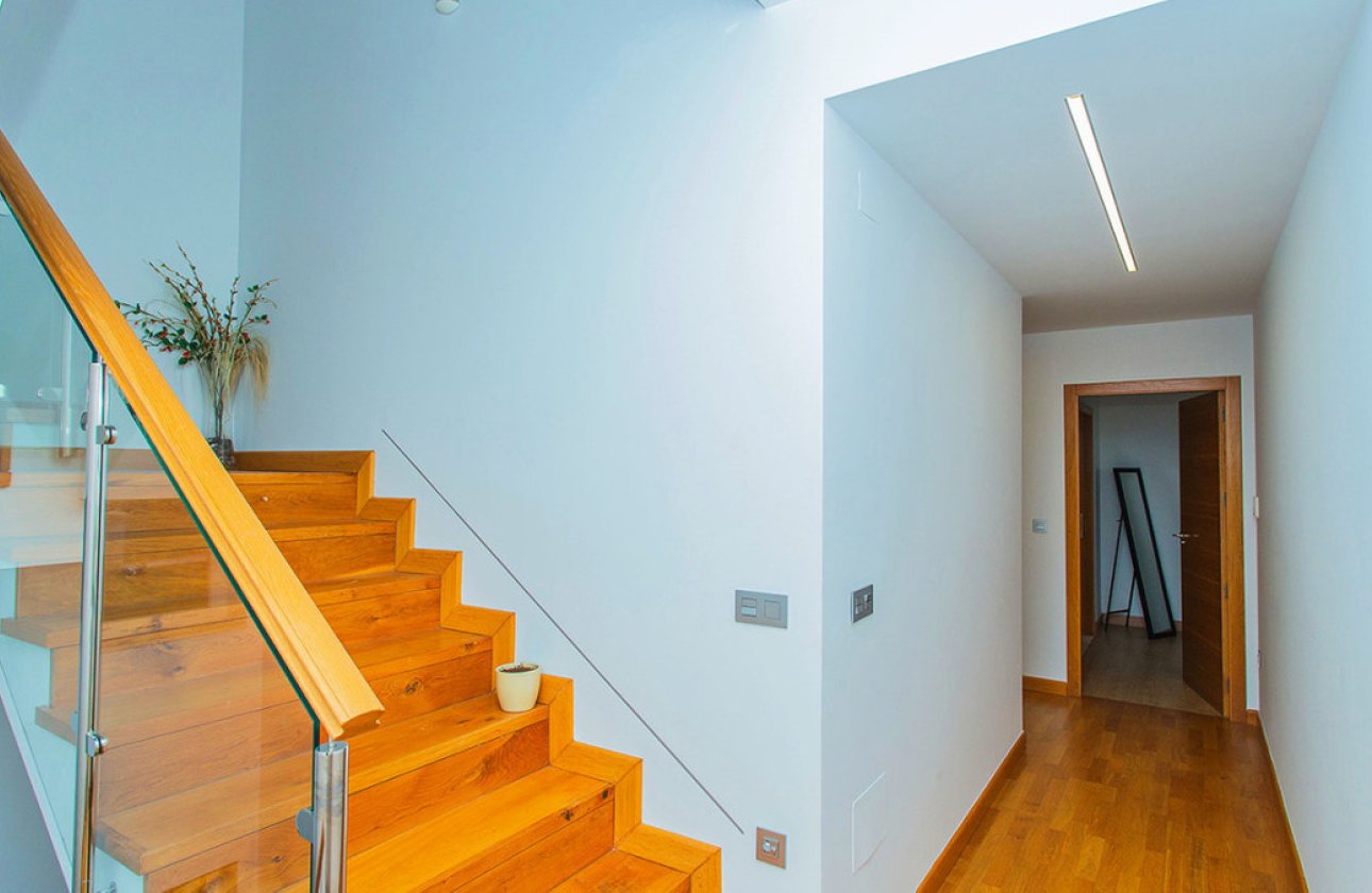 Resale - Villa -
Orihuela - Los Balcones