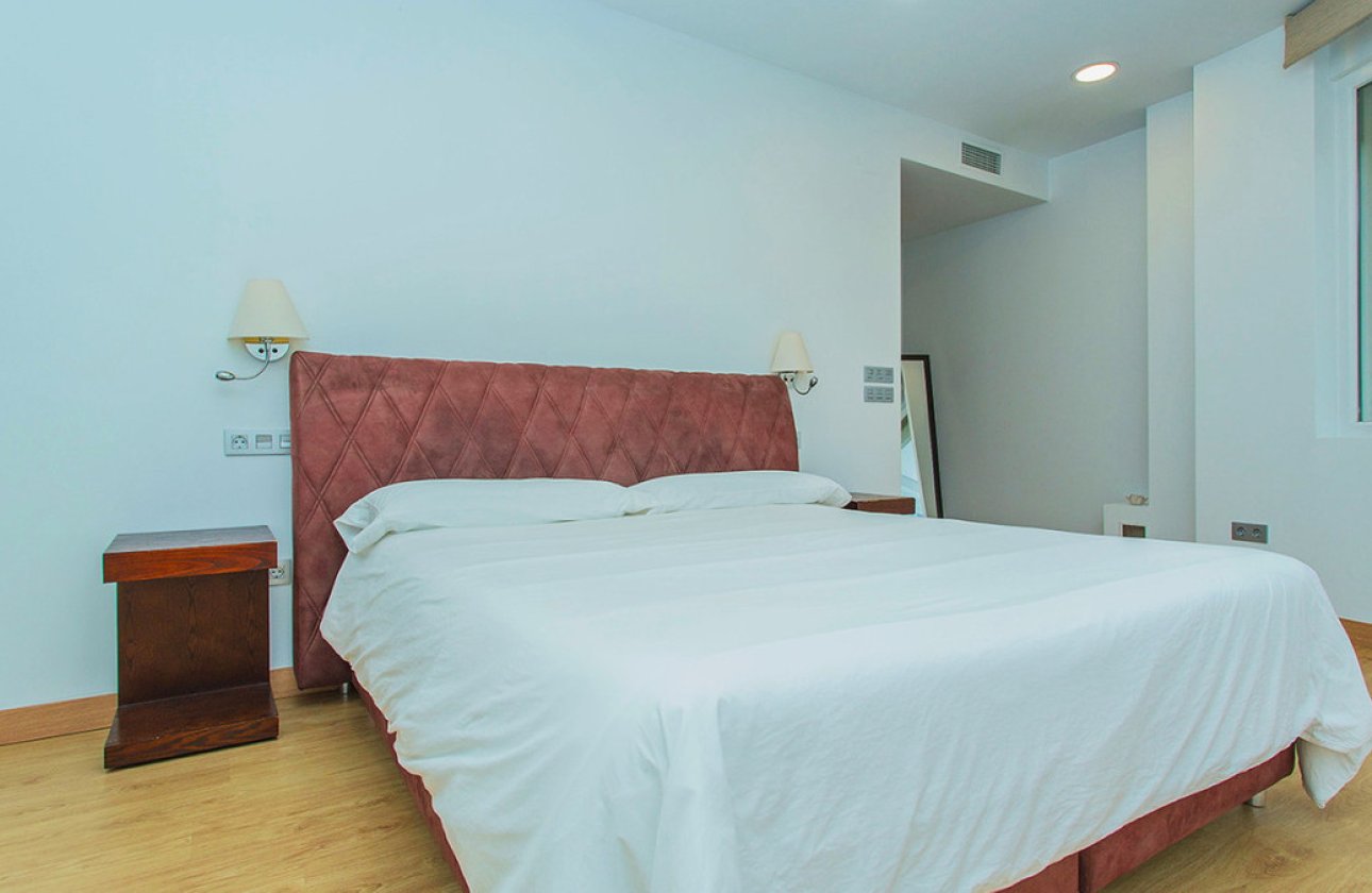 Resale - Villa -
Orihuela - Los Balcones