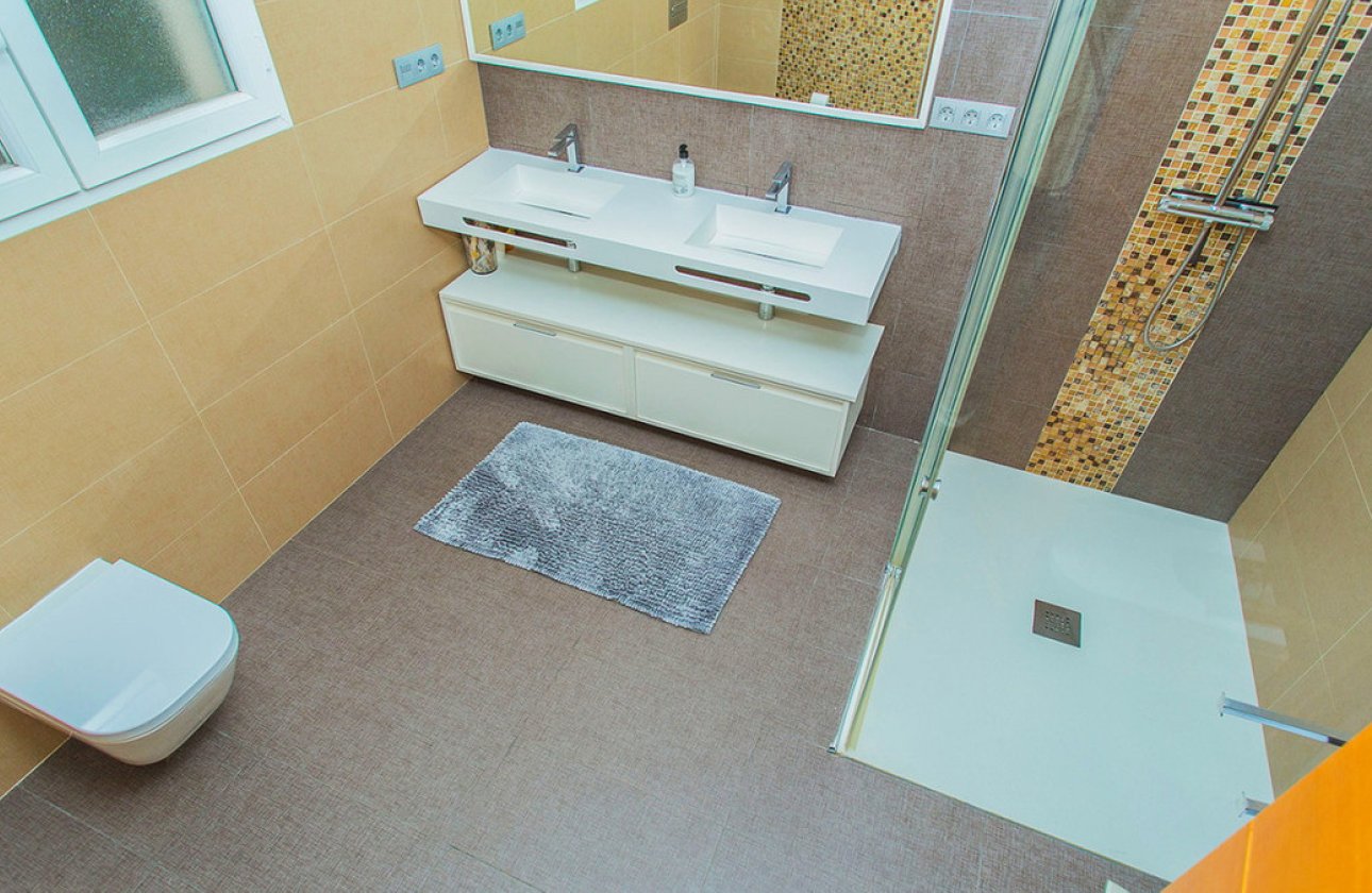 Resale - Villa -
Orihuela - Los Balcones