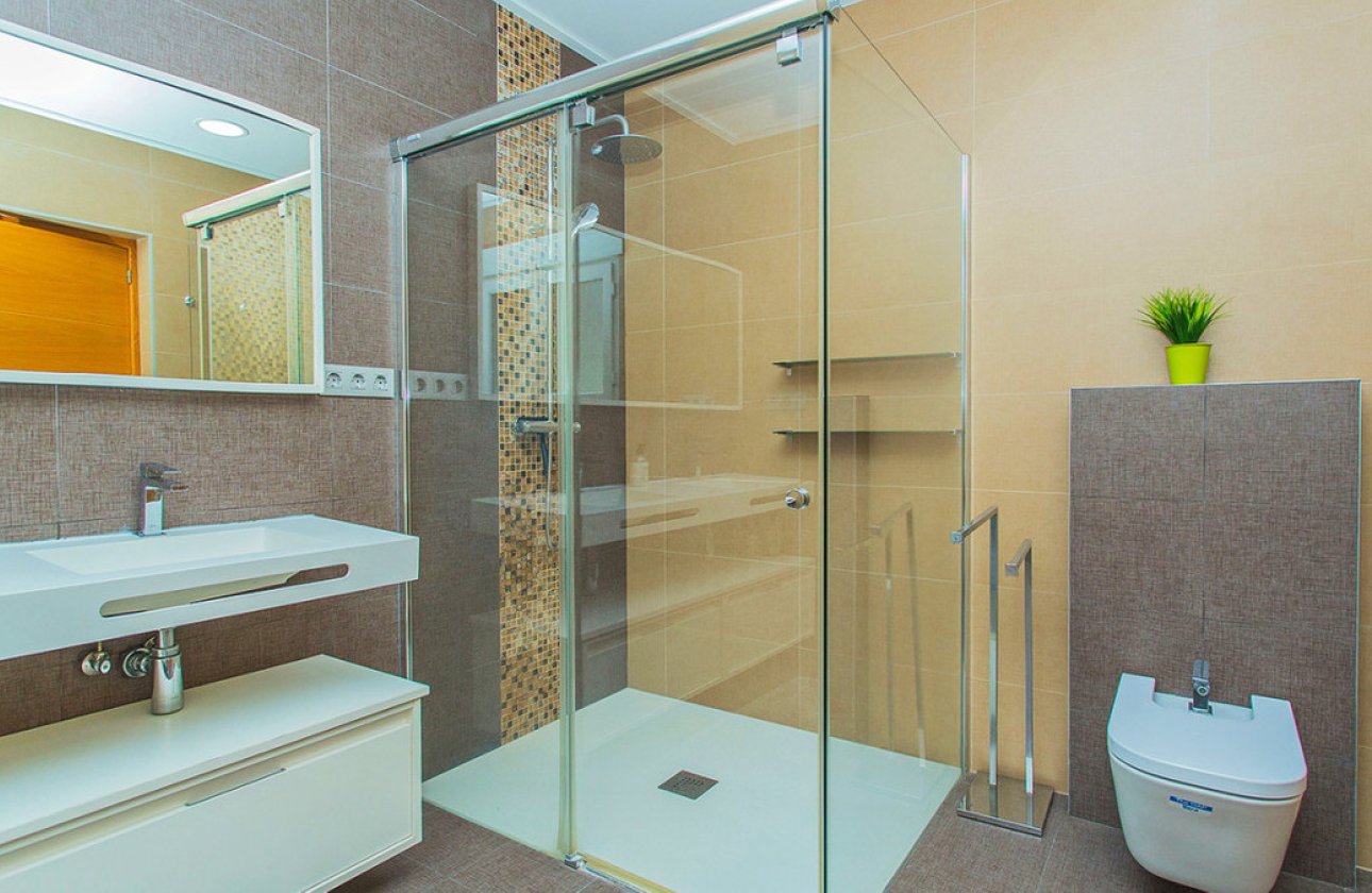 Resale - Villa -
Orihuela - Los Balcones