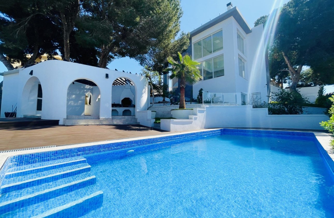 Resale - Villa -
Orihuela - Los Balcones