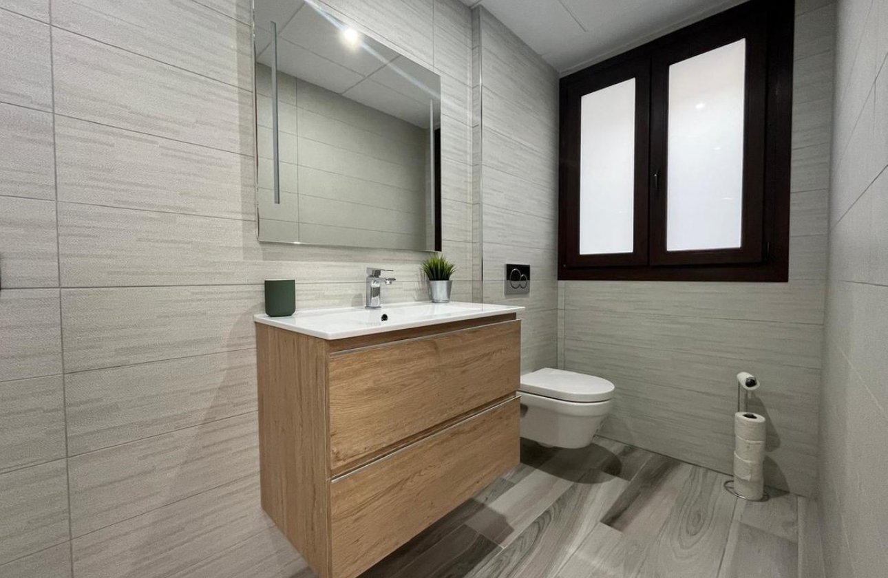 Resale - Villa -
Orihuela - Los Balcones