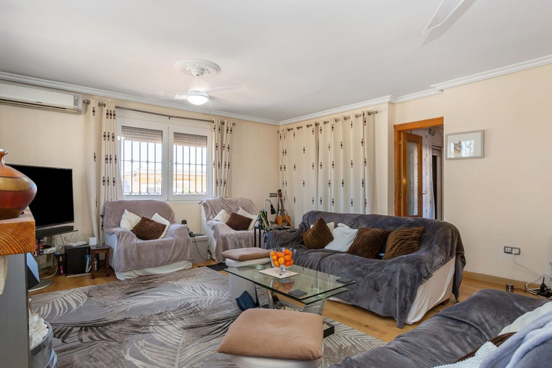 Resale - Villa -
Orihuela - Los Balcones