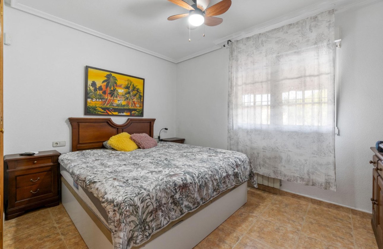 Resale - Villa -
Orihuela - Los Balcones