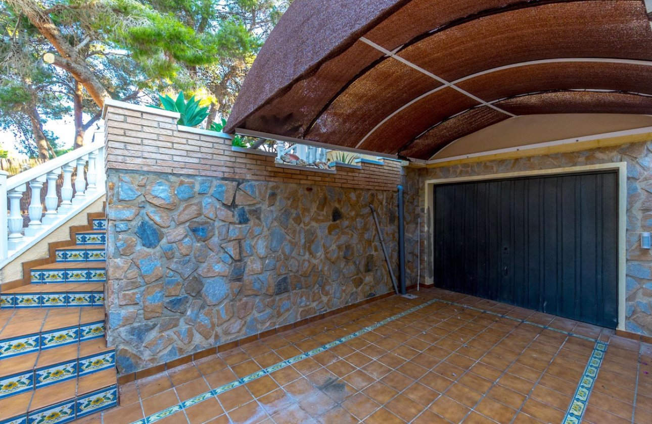 Resale - Villa -
Orihuela - Los Balcones