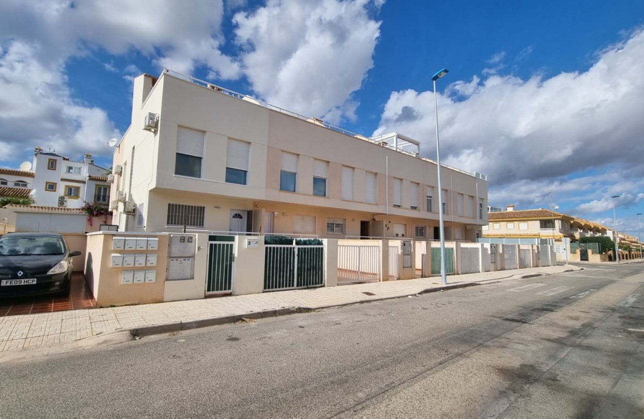 Resale - Villa -
Orihuela - Los Dolses