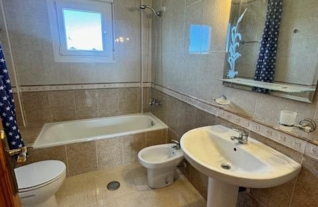 Resale - Villa -
Orihuela - Orihuela Costa