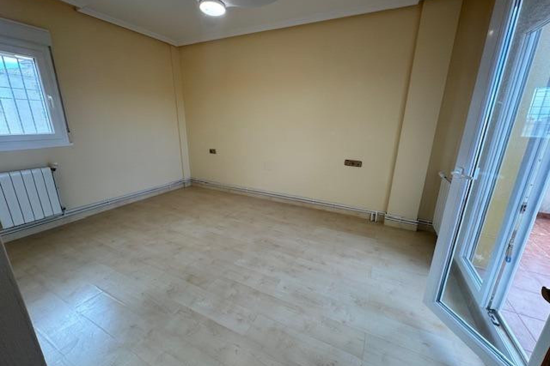 Resale - Villa -
Orihuela - Orihuela Costa