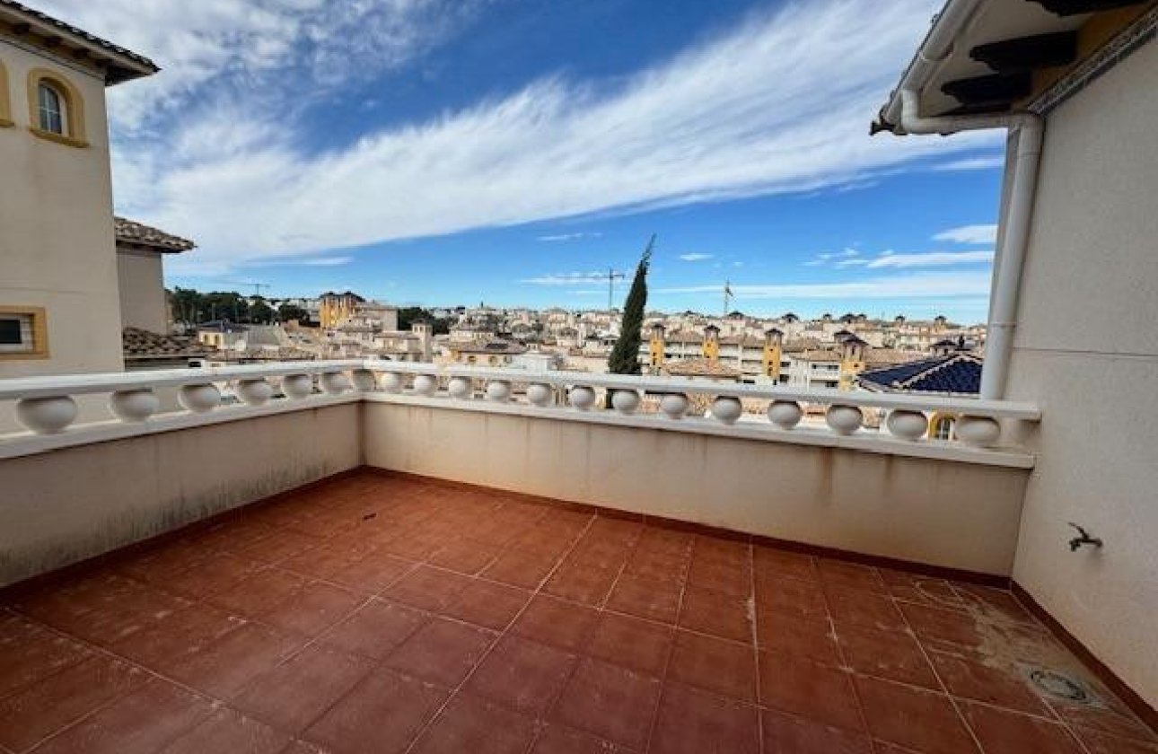 Resale - Villa -
Orihuela - Orihuela Costa