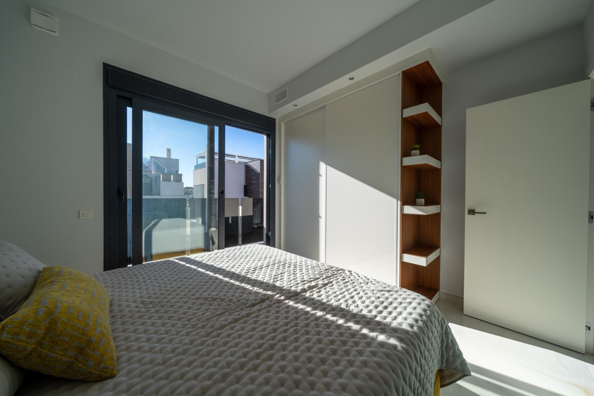 Resale - Villa -
Orihuela - Orihuela Costa