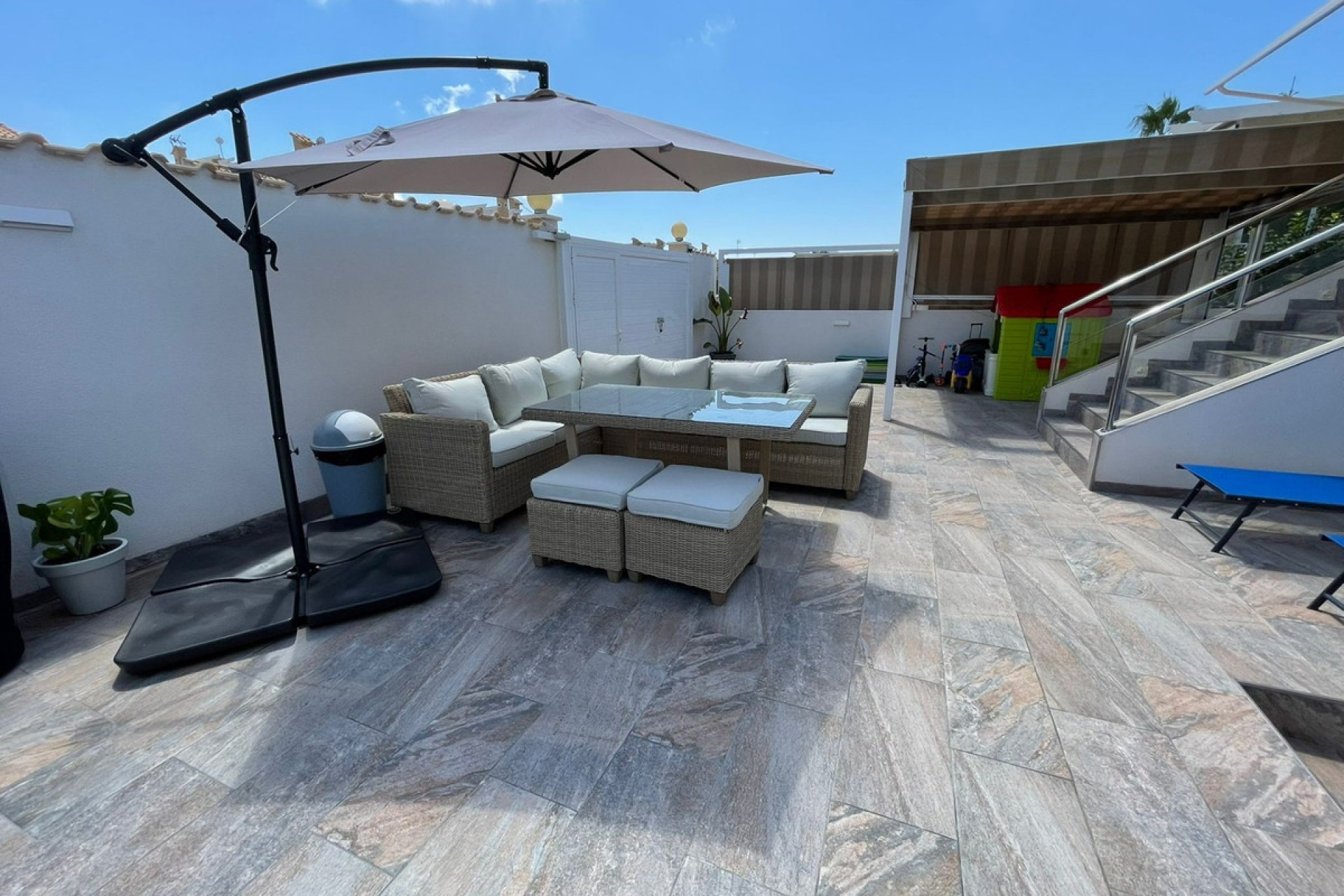 Resale - Villa -
Orihuela - Orihuela Costa