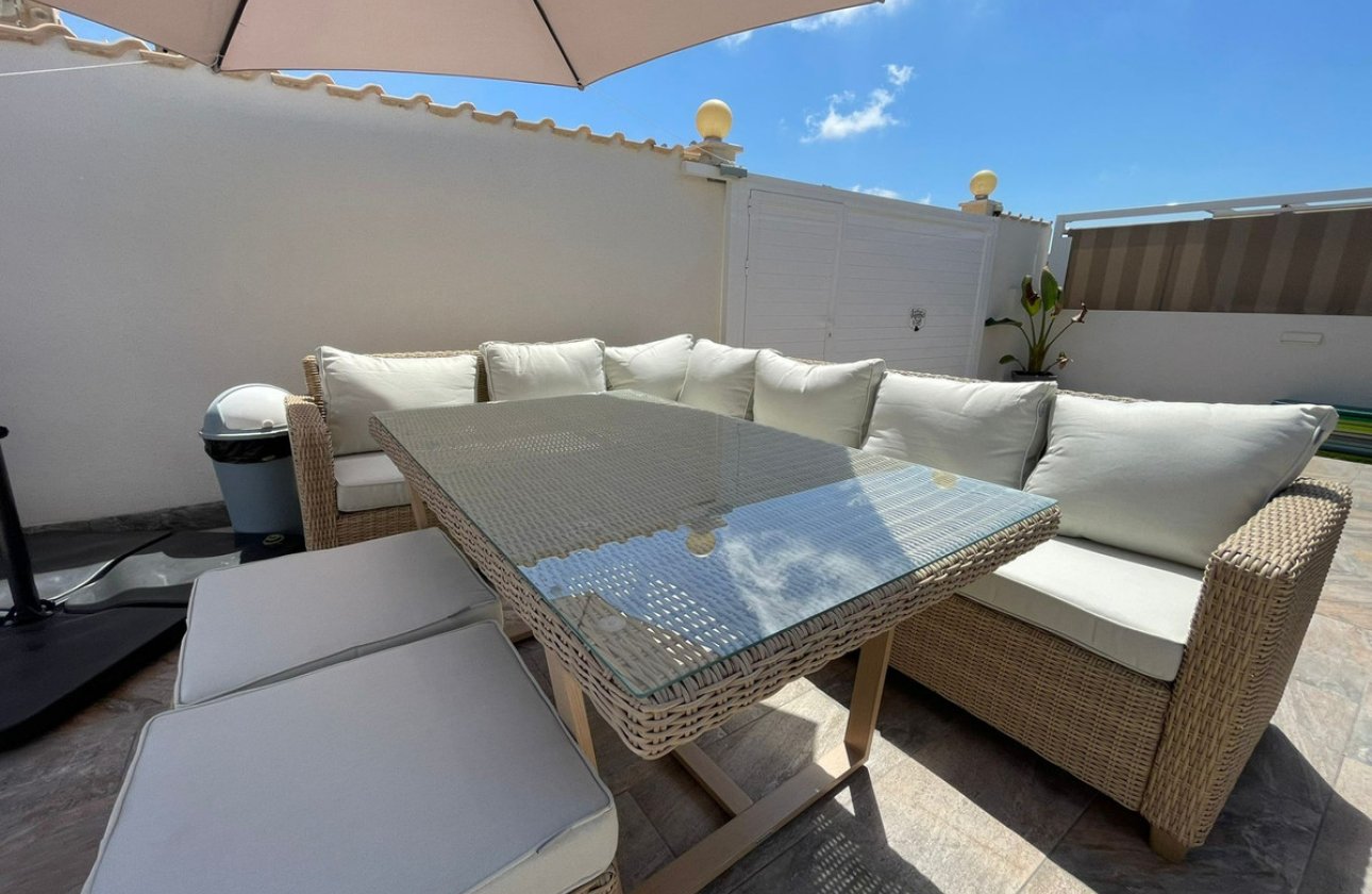 Resale - Villa -
Orihuela - Orihuela Costa