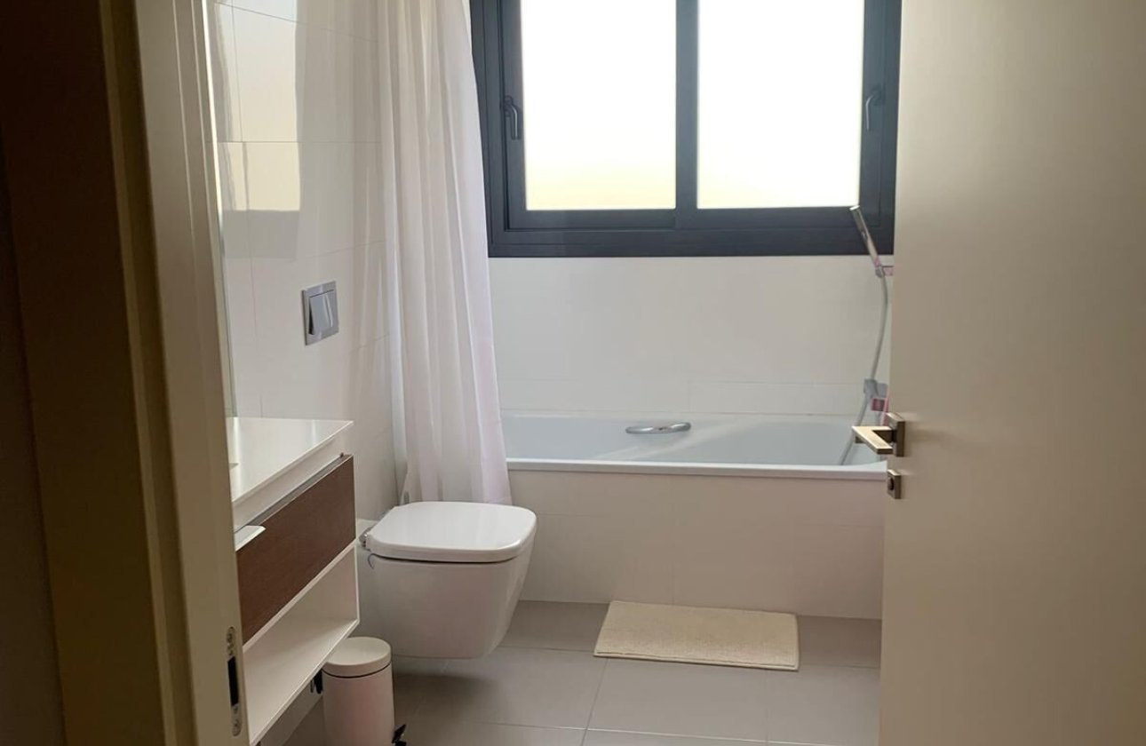 Resale - Villa -
Orihuela - Orihuela Costa