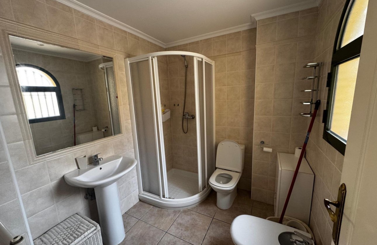 Resale - Villa -
Orihuela - Orihuela Costa