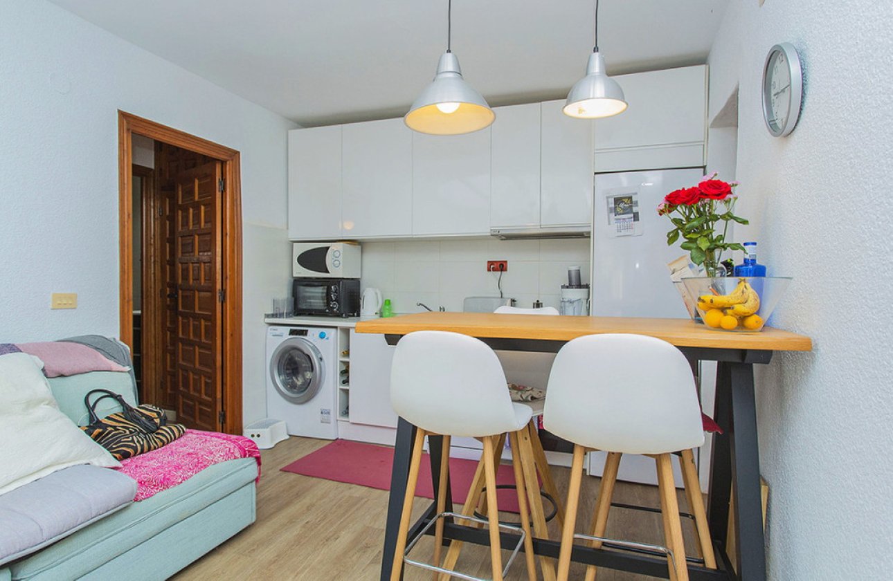 Resale - Villa -
Orihuela - Orihuela Costa