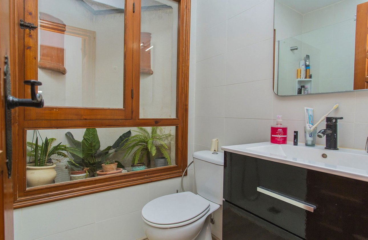 Resale - Villa -
Orihuela - Orihuela Costa