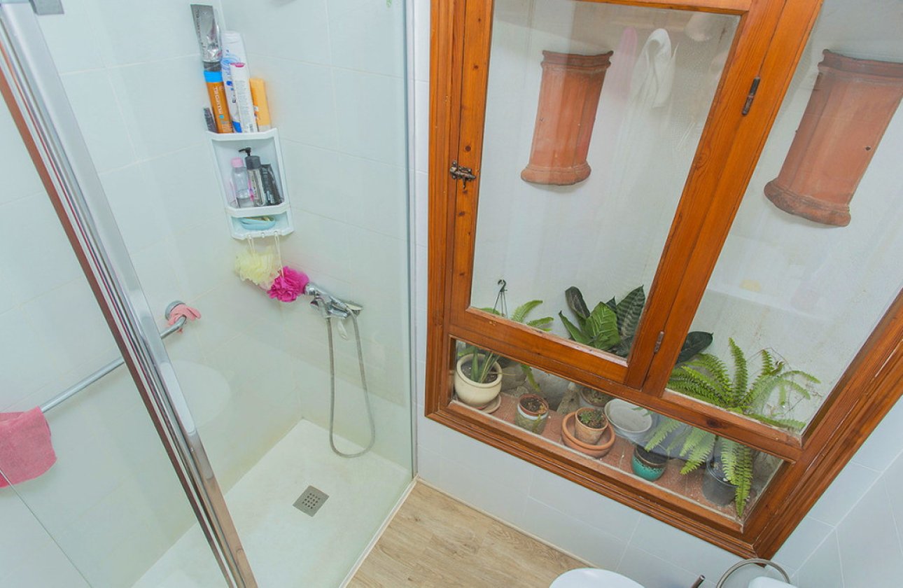 Resale - Villa -
Orihuela - Orihuela Costa