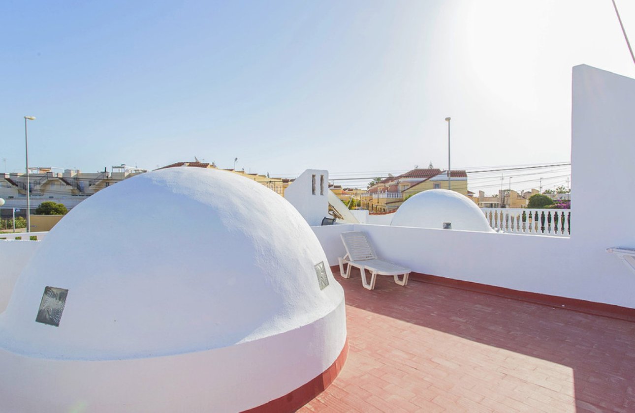 Resale - Villa -
Orihuela - Orihuela Costa