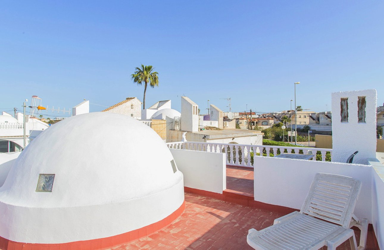 Resale - Villa -
Orihuela - Orihuela Costa