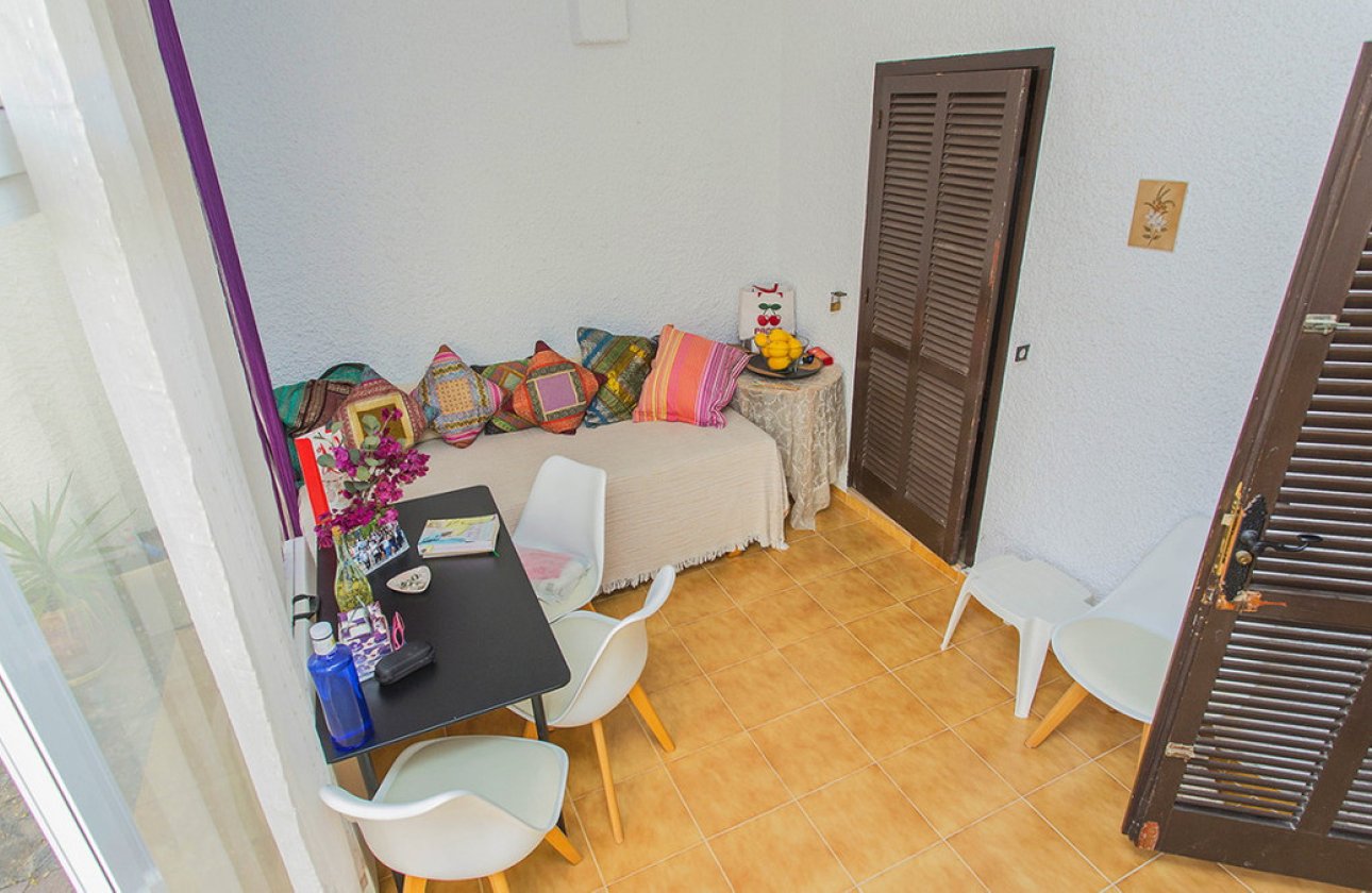 Resale - Villa -
Orihuela - Orihuela Costa