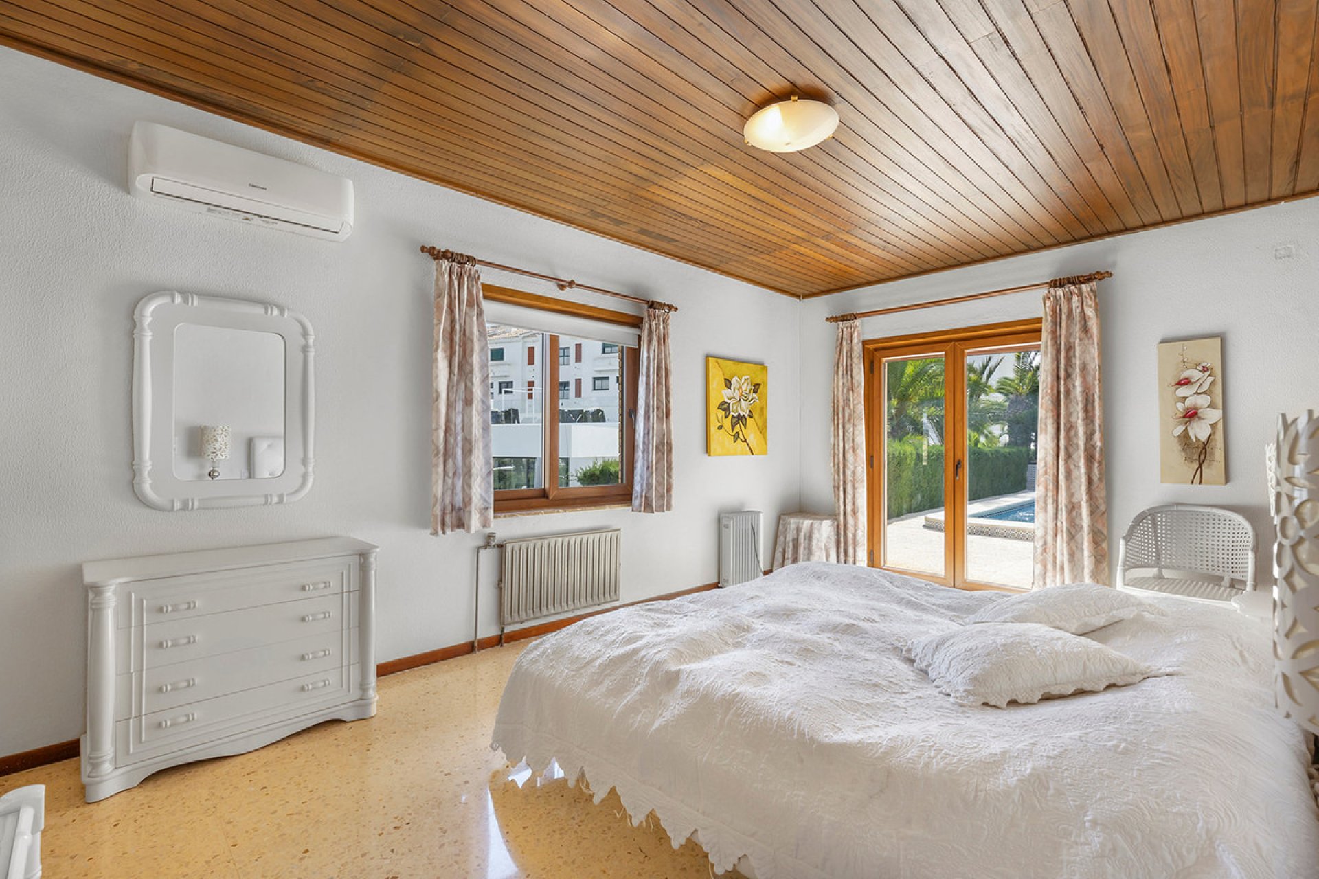 Resale - Villa -
Orihuela - Orihuela Costa