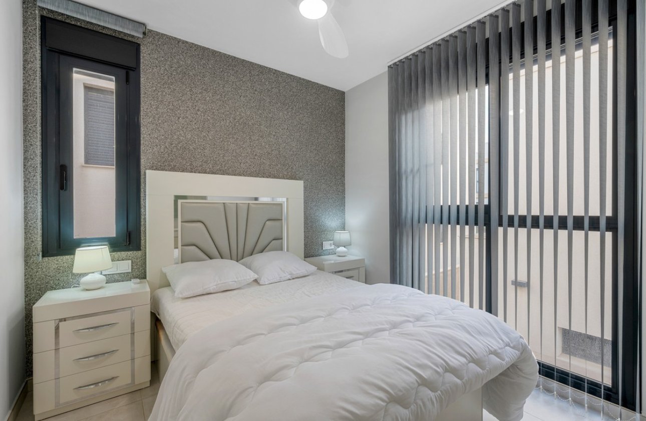 Resale - Villa -
Orihuela - Orihuela Costa