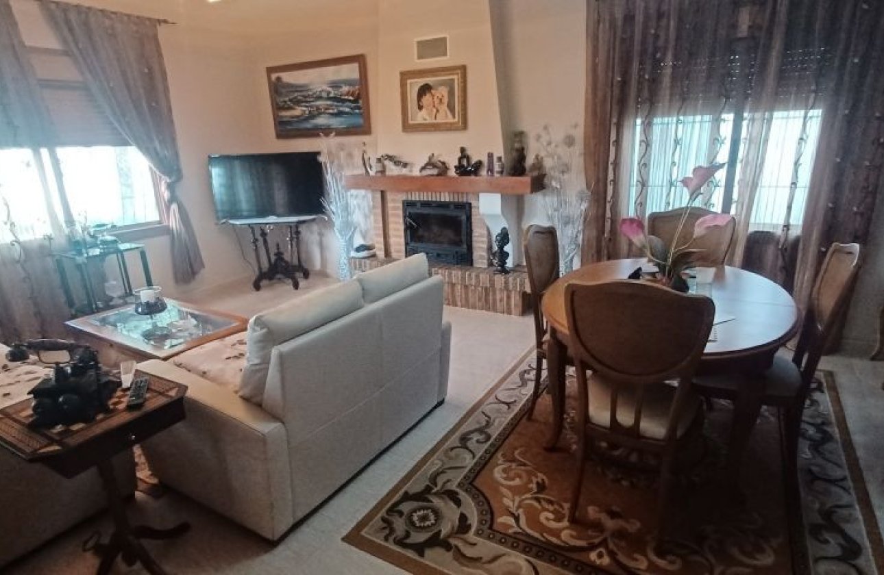 Resale - Villa -
Orihuela - Orihuela Costa