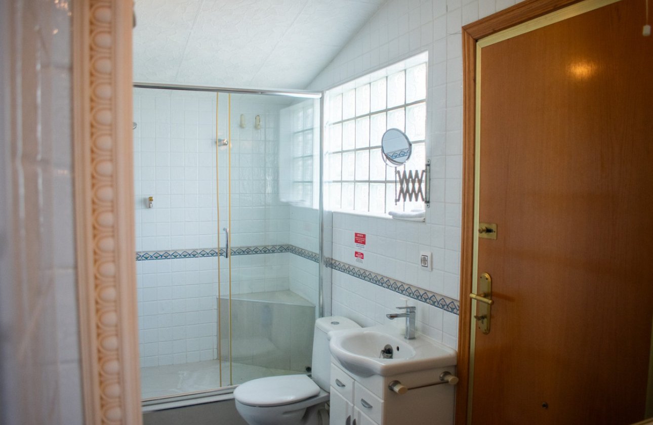 Resale - Villa -
Orihuela - Orihuela Costa