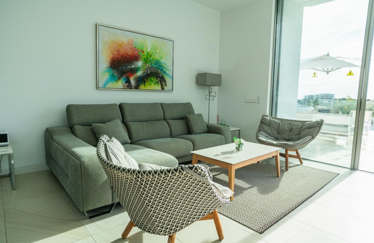 Resale - Villa -
Orihuela - Orihuela Costa