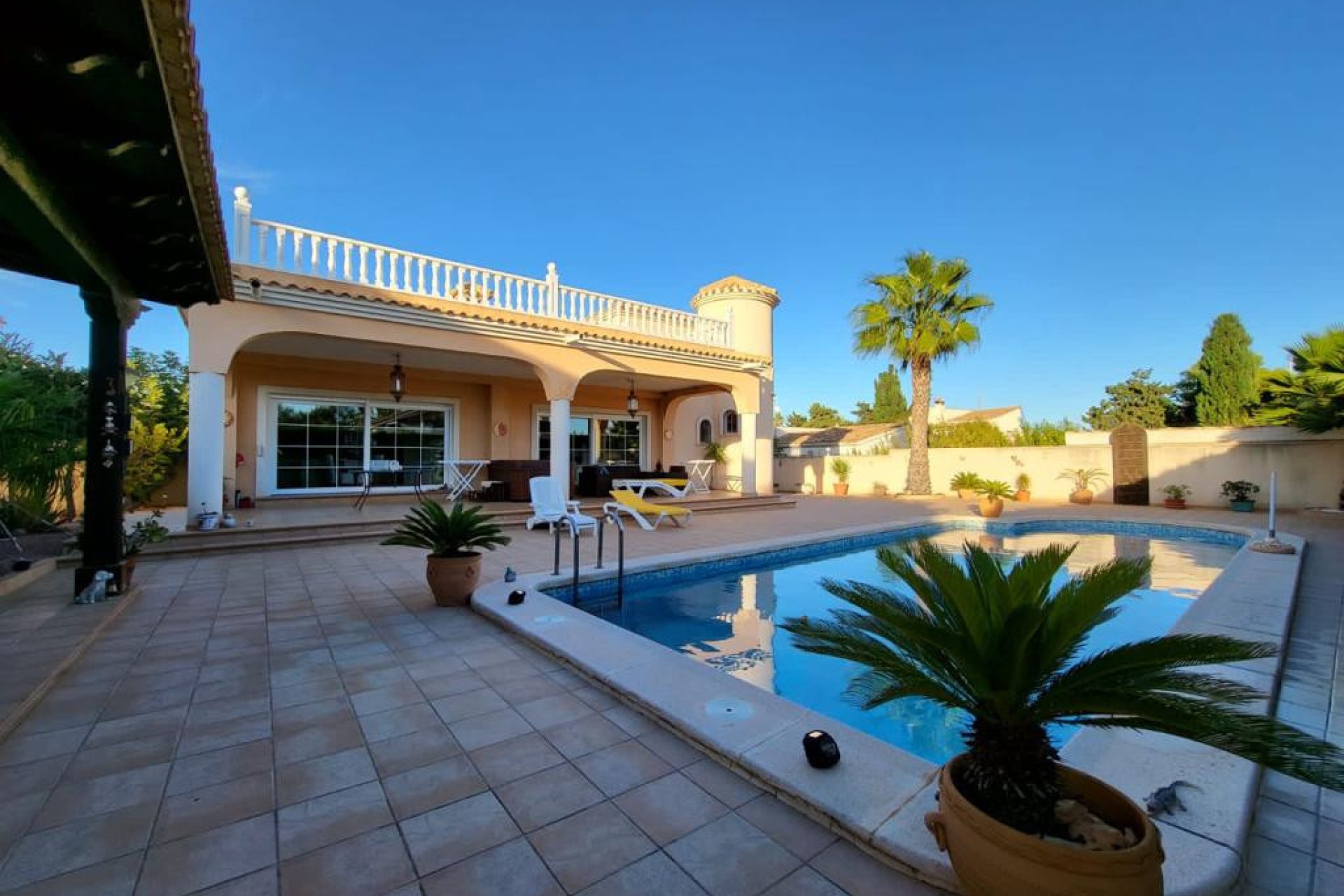 Resale - Villa -
Orihuela - Playa Flamenca