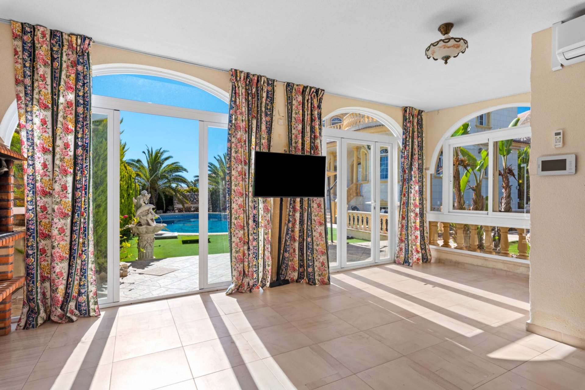 Resale - Villa -
Orihuela - Playa Flamenca