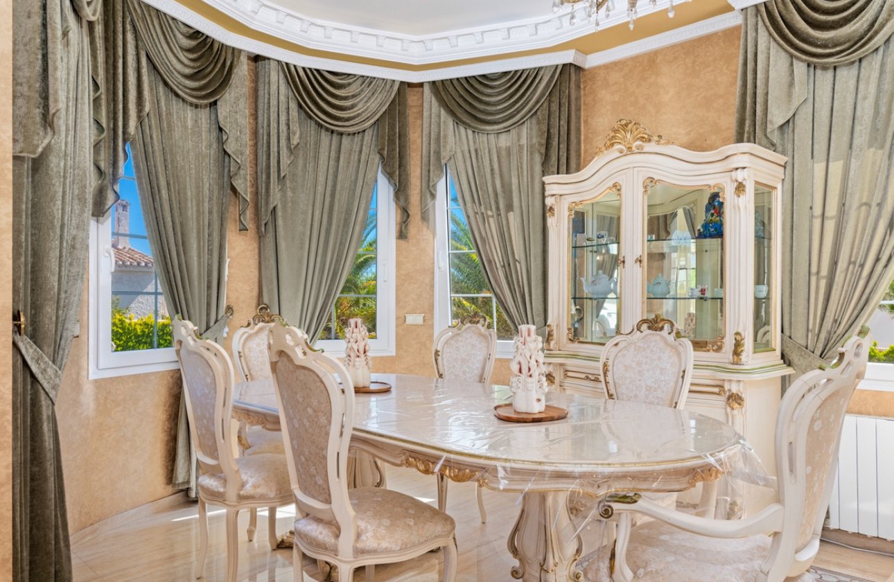 Resale - Villa -
Orihuela - Playa Flamenca