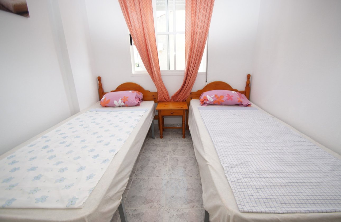 Resale - Villa -
Orihuela - Playa Flamenca