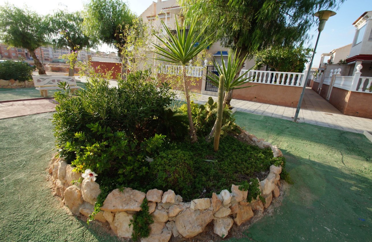 Resale - Villa -
Orihuela - Playa Flamenca