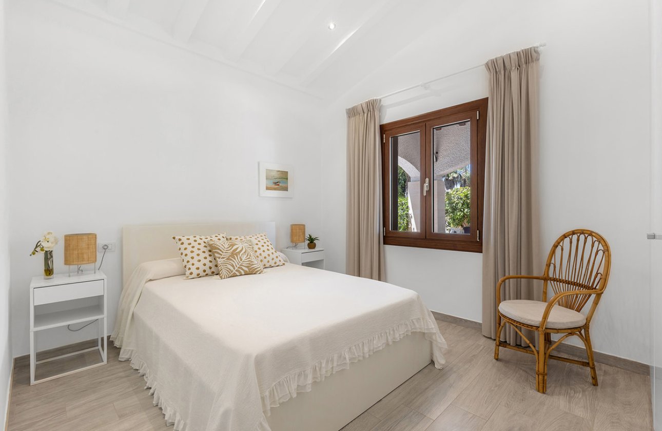 Resale - Villa -
Orihuela - Punta Prima