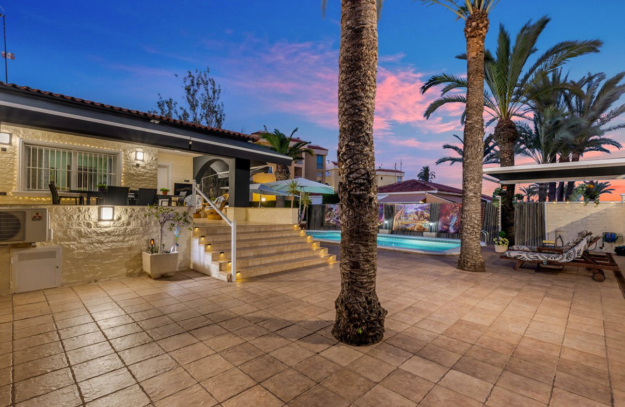 Resale - Villa -
Orihuela - Rocio del Mar