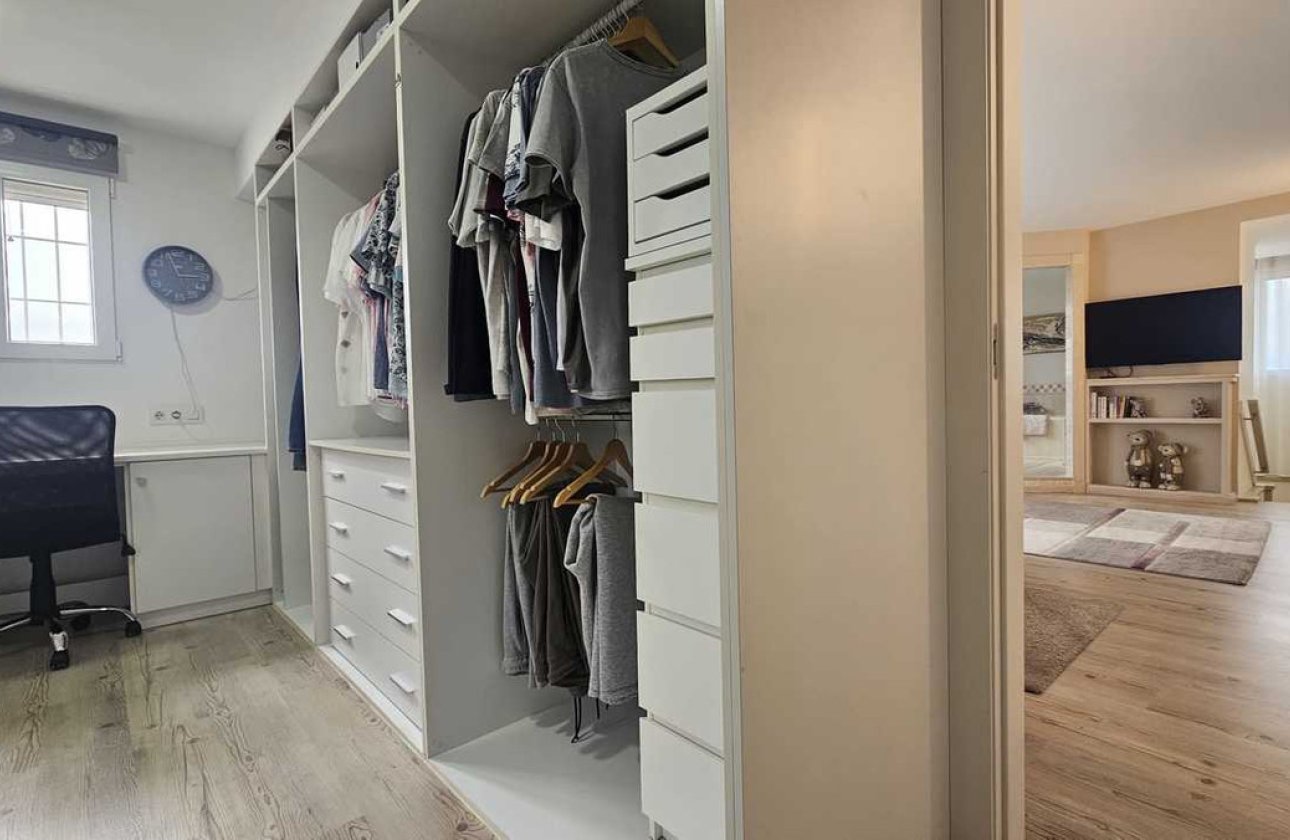 Resale - Villa -
Orihuela - Torremendo