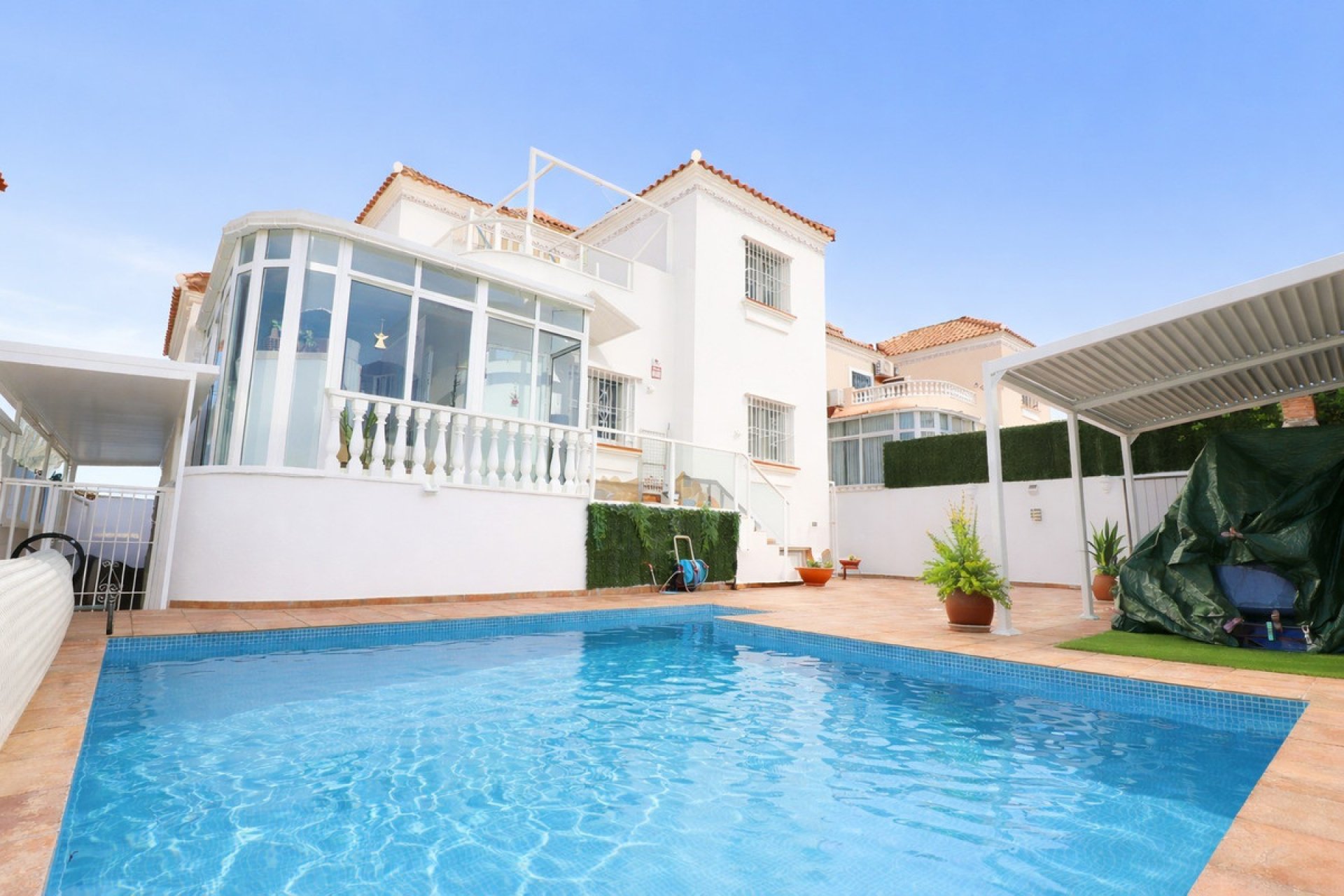 Resale - Villa -
Orihuela - Villamartin