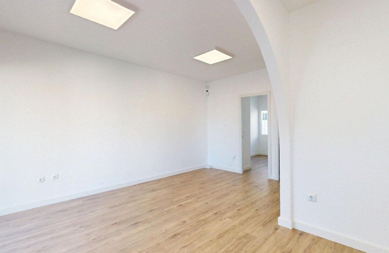 Resale - Villa -
Orihuela - Villamartin