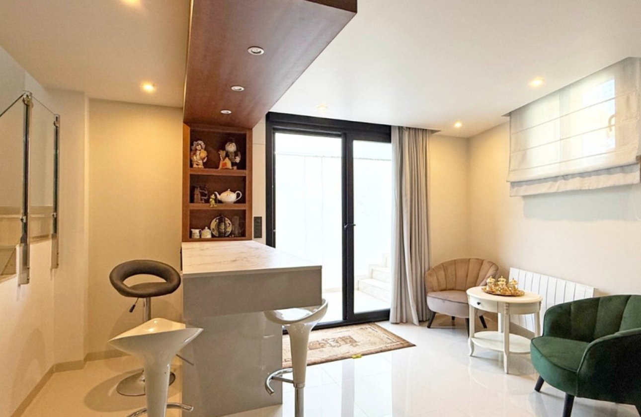 Resale - Villa -
Orihuela - Villamartin