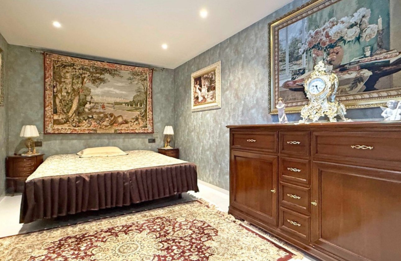 Resale - Villa -
Orihuela - Villamartin