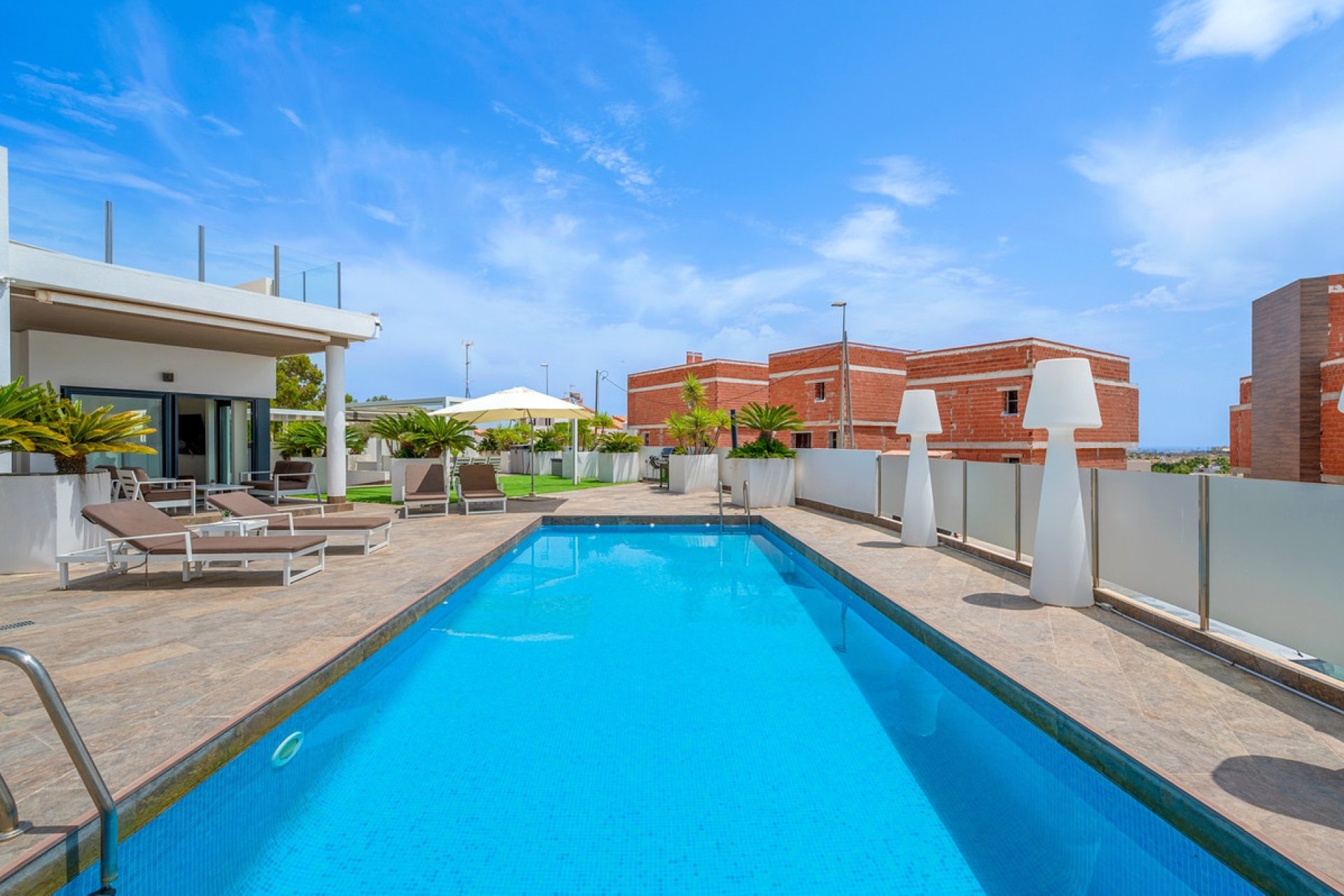 Resale - Villa -
Orihuela - Villamartin
