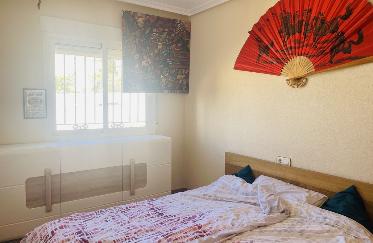 Resale - Villa -
Orihuela - Villamartin