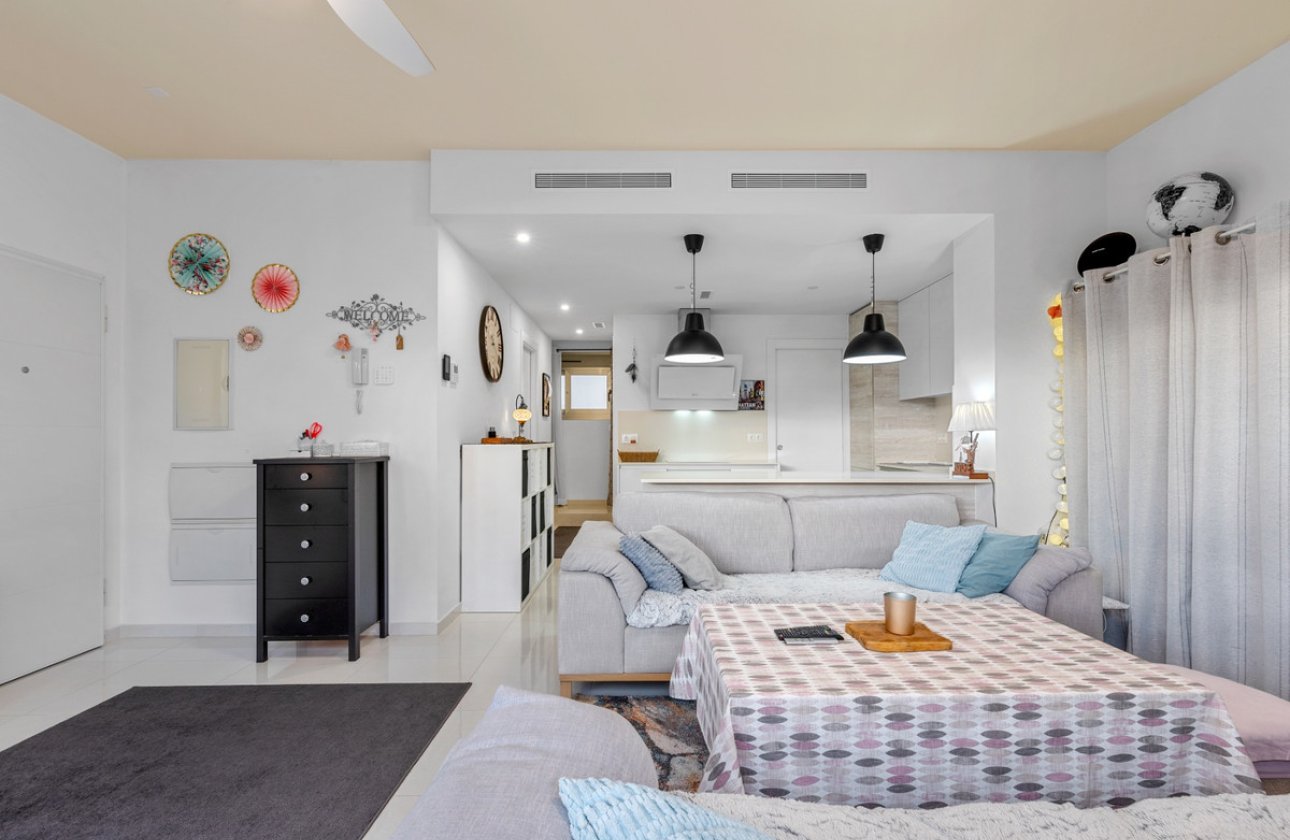 Resale - Villa -
Orihuela - Villamartin