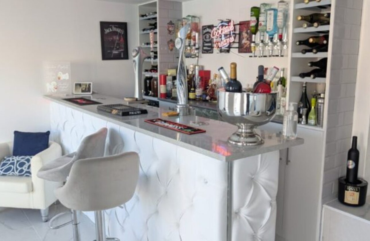 Resale - Villa -
Orihuela - Villamartin