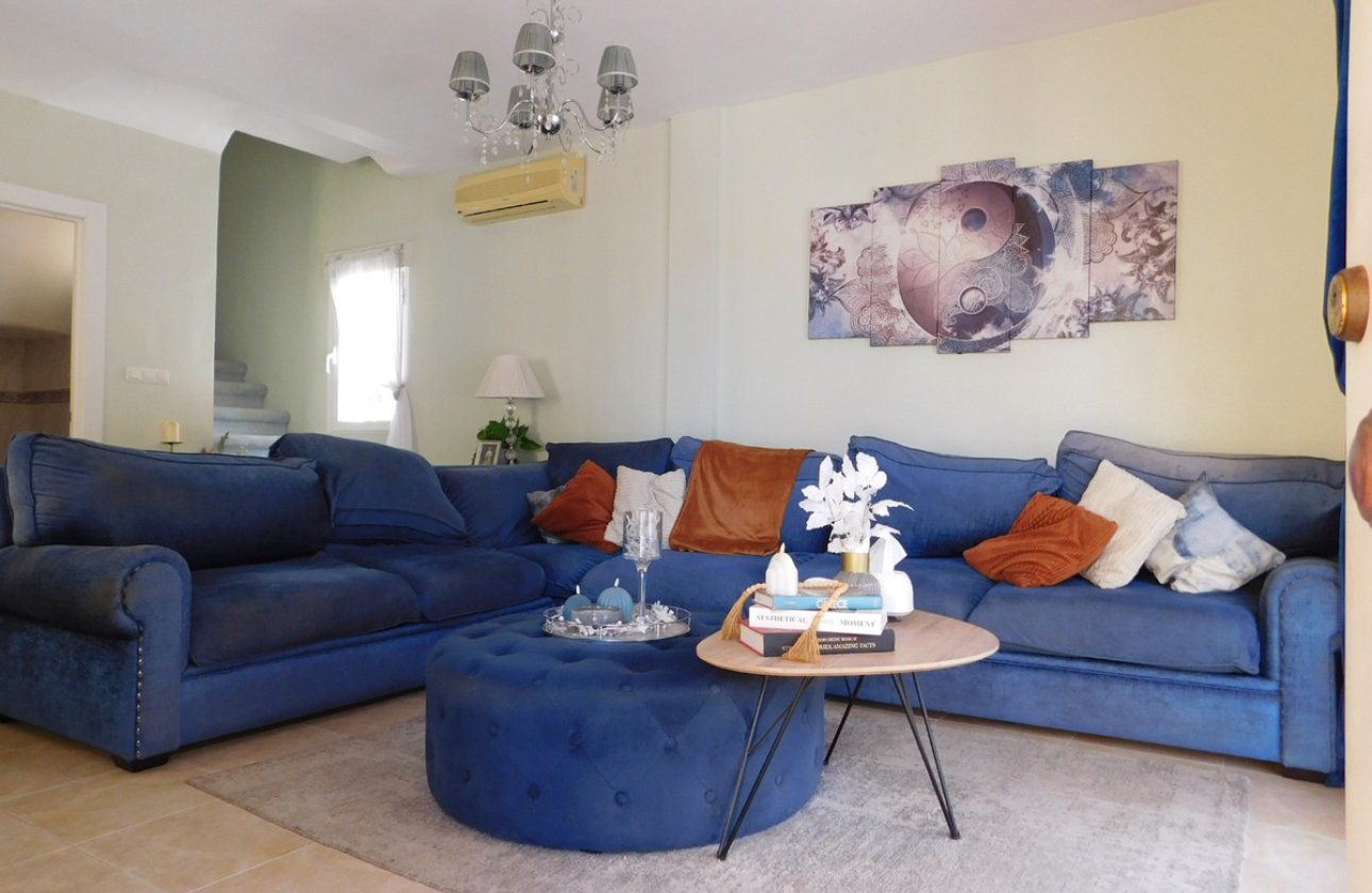 Resale - Villa -
Orihuela - Villamartin