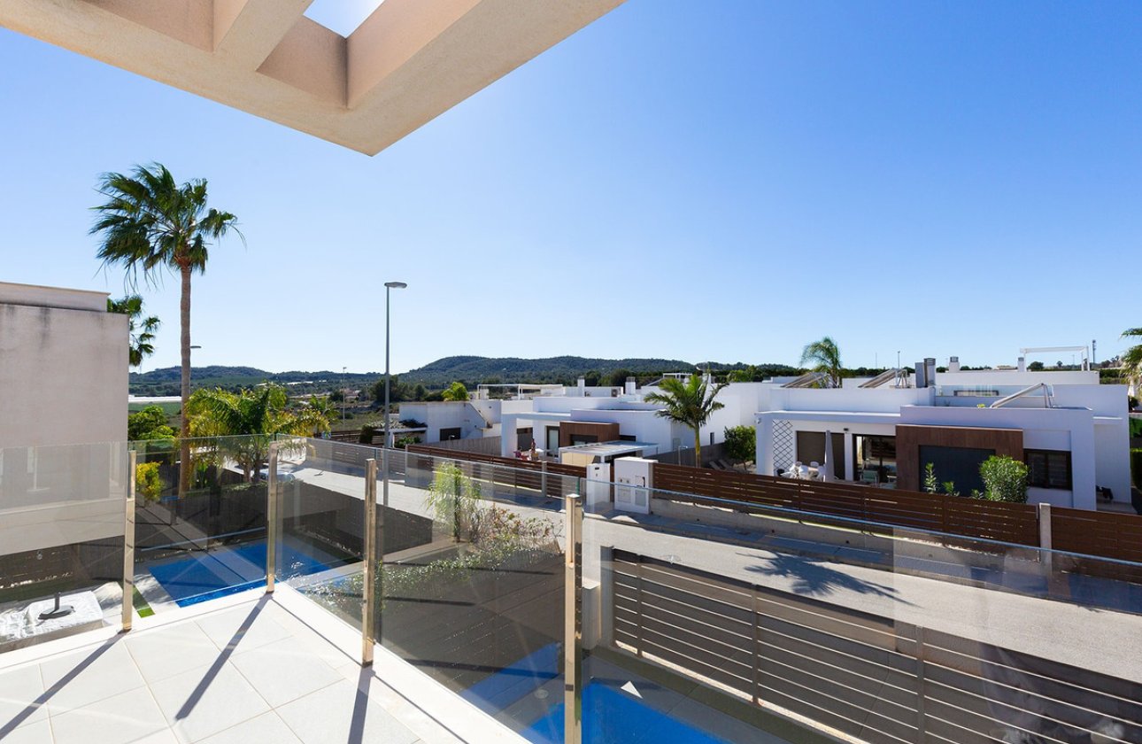 Resale - Villa -
Orihuela - Vistabella Golf