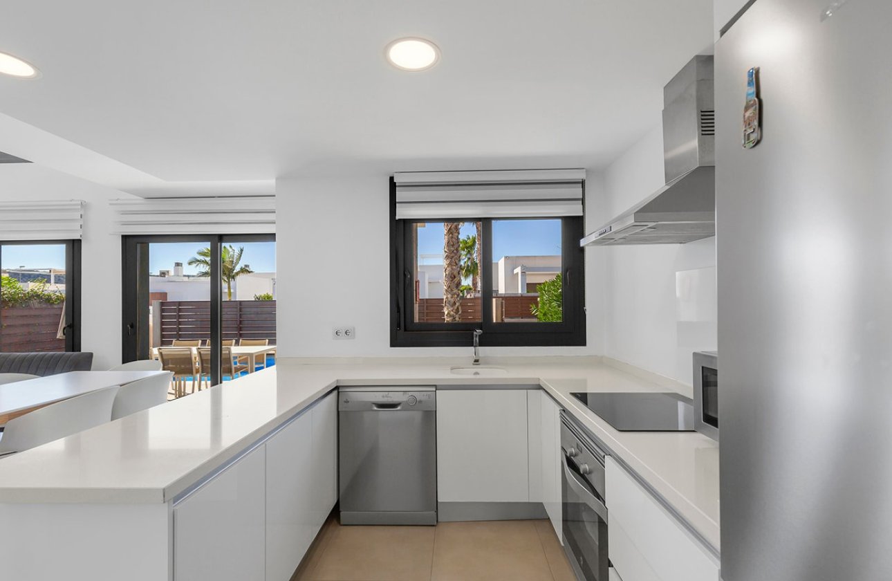 Resale - Villa -
Orihuela - Vistabella Golf